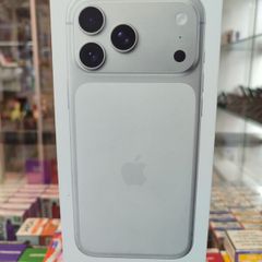 Iphone 17 Pro Max  256gb  Brand New Sealed Pack  Unlock Sim Free  12 Months Warranty  Shop Collection And Shop Receipt