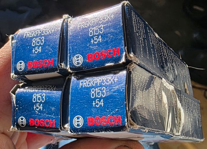 500+ Bosch Beru Spark Plugs JOT LOT