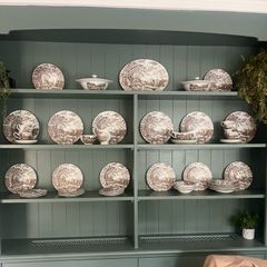 Johnson Bros Cotswold Rare Dining set- over 50 pieces