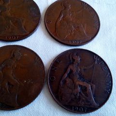 1907 Copper Pennies.