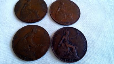 1907 Copper Pennies.