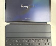 Apple iPad Pro 11" (256GB, Space Grey) + Smart Keyboard Folio + Apple Pencil 2 Bundle