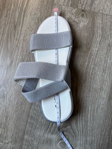 women's sandals