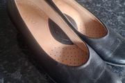 Black Shoes