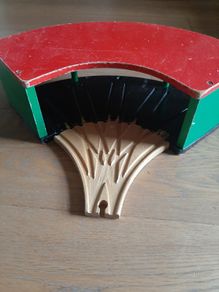 Vintage Brio Round House Train shed