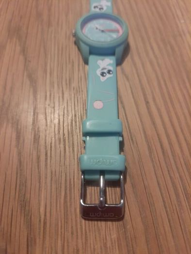 Kids watch