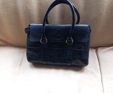 Black Leather Bag Styled on Mulberry Bayswater