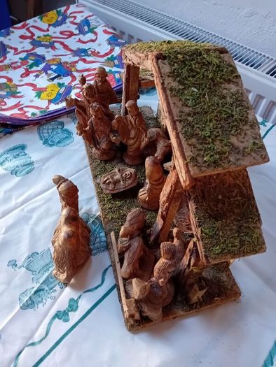 Wooden Nativity Crib Set