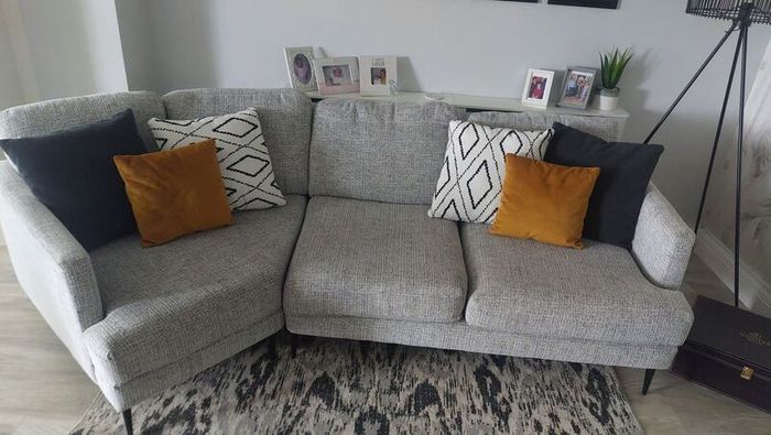 Beautiful sofa ,4 years remaining insurance / damage protection, one year old