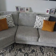 Beautiful sofa ,4 years remaining insurance / damage protection, one year old