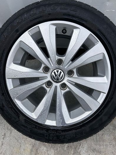 Genuine Volkswagen 16" Alloy Wheels