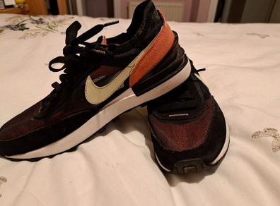 Womens Nike Waffle 1 trainers