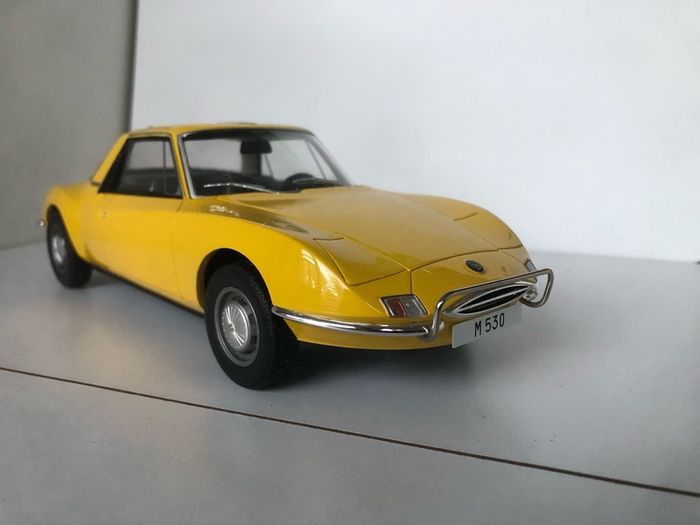 model cars Autoart, minichamps, Otto, Norev etc