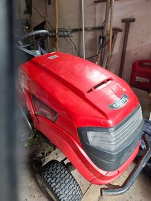 Ride on lawnmower