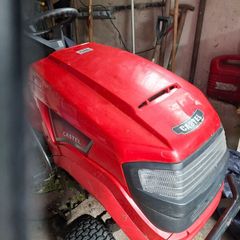 Ride on lawnmower