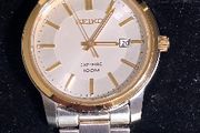 Seiko Stainless Steel Quartz Watch (Sapphire Crystal, 100m WR)