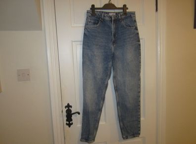 Bershka    size eu 38 ....size 8/10