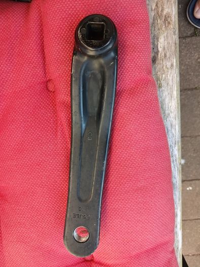 Bicycle parts / crank arm