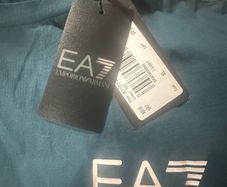 Armani Tshirt