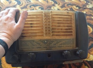 Vintage 1950s Valve Radio Restoration