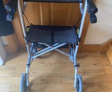 Diamond Drive walker