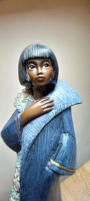 Vintage Mahogany Princess Figurine