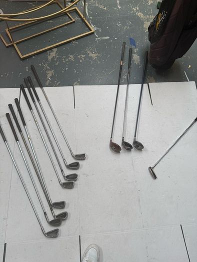 set golf clubs