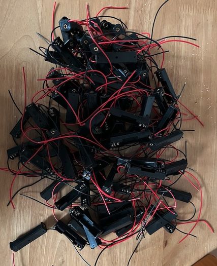 Job Lot 80 x Single AAA Battery Holders with Leads - New