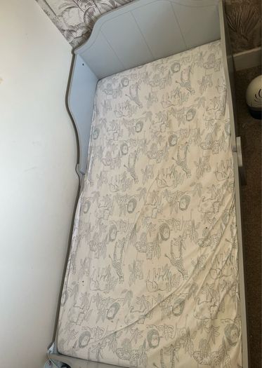toddler bed