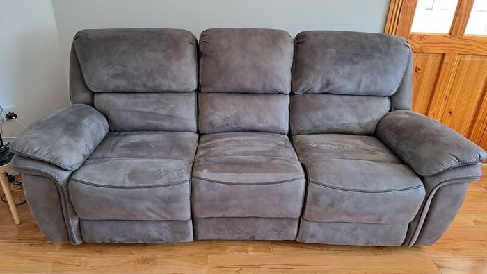 Recliner couch