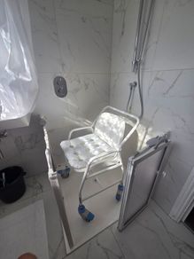 Shower chair with wheels & air cushion