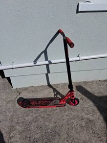 MGX stuntt scooter