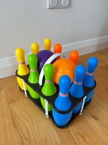 Bowling Pins & Balls Set
