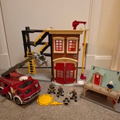 Fisher-Price Imaginext Rescue City/fire-station