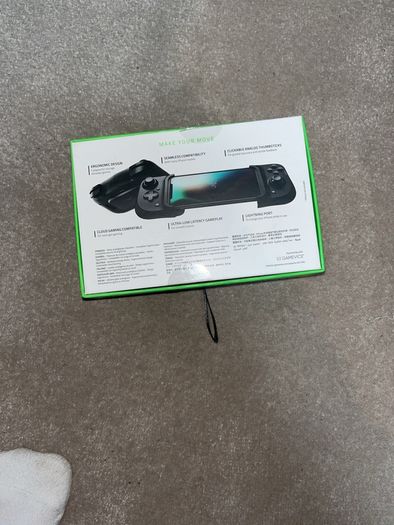 razer gaming controller made for iPhone