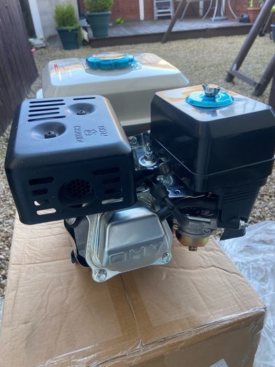 Gasoline micro engine 4KW four-stroke small power accessories 196CC flat key shaft engine OHV structure