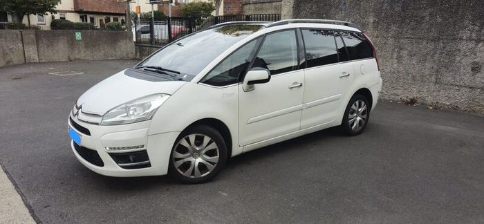 2013 Citreon C4 Picasso NCT'd & LOW MILAGE