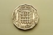 1967 Elizabeth II UK 12-sided Brass Thruppence