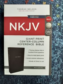 Holy Bible NKJV Giant Print Centre Column Reference Black Leatherflex on3n3ss