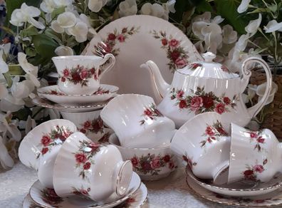 Vintage Paragon " English Rose" tea set
