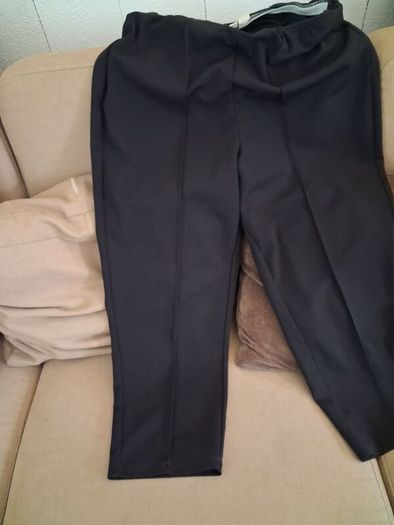 Short black trousers