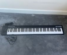 M-Audio Keystation 88 MK3 Keyboard