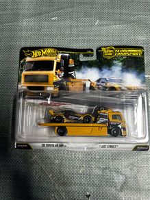 Toyota GR Supra Fleet Street Team Transporter Hot Wheels