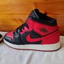 2020 nike air jordan 1 mid  banned Size 6 eu 39 red/black leather in excellent condition Image 6