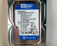 Western Digital SATA hard drive 320G