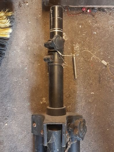 speaker stands