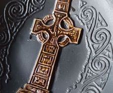 Celtic design ceramic dish