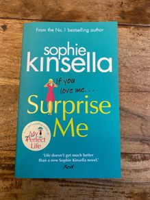 Surprise Me - Sophie Kinsella - Paperback