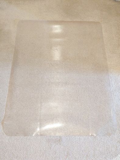 Small transparent PVC chair mat for hardwood floors 120cm x 90cm (47in x 35in)