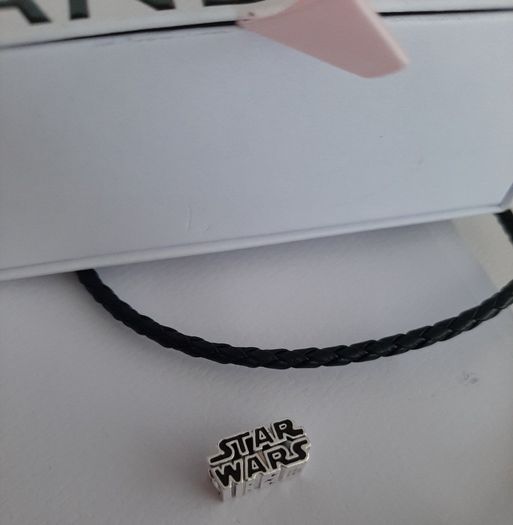 New genuine pandora leather bracelet and star wars charm